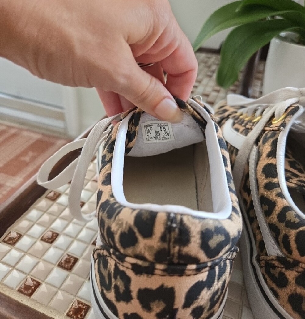 Vans Leopard Print Platform Old Skool Sneakers — Size 6.5 - Picture 8 of 9